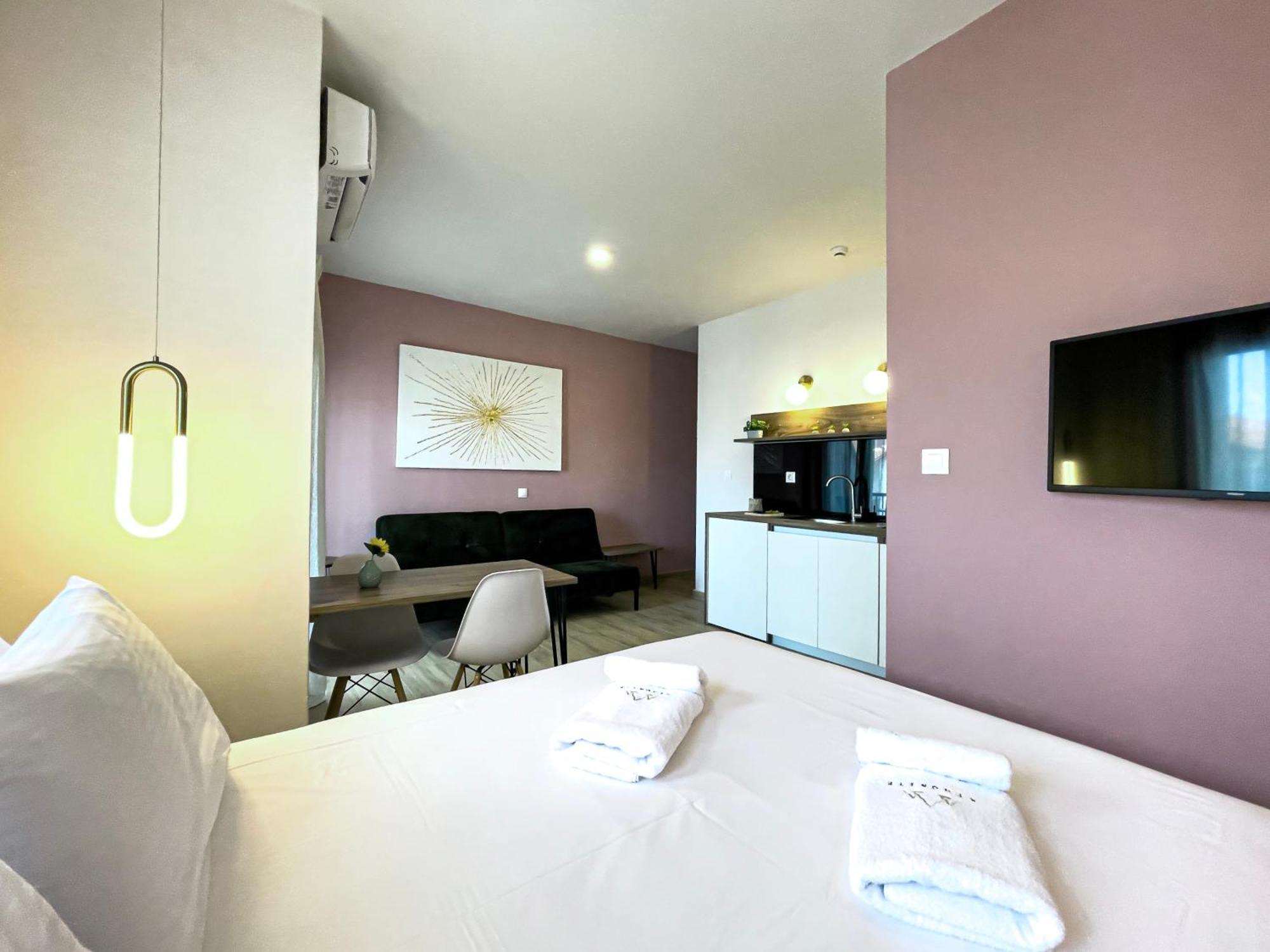 Athonite All Seasons Luxury Suites Ierissós Zewnętrze zdjęcie